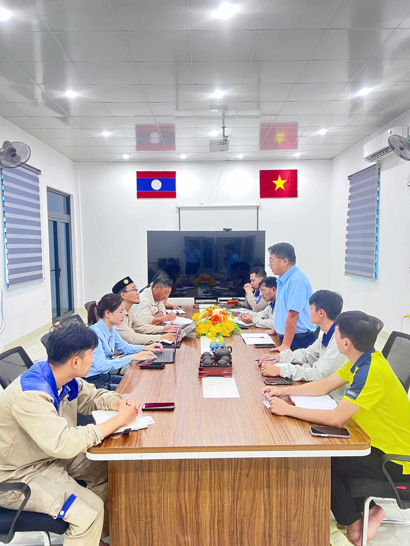 Đại diện HAGACERT và doanh nghiệp tại Công ty TNHH MTV Cassava Dragon trong chương trình đánh giá ngày 28–29/08/2026.